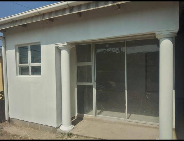 1 BEDROOM PROPERTY TO RENT IN UMLAZI W